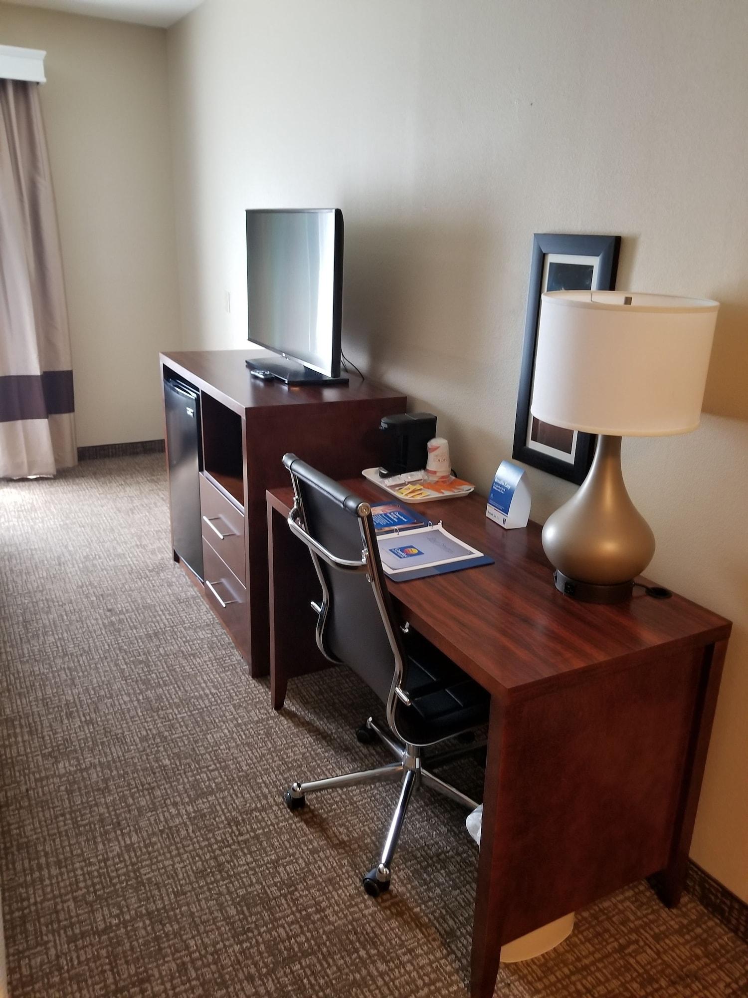 Отель Sonesta Essential - Baton Rouge Airport Экстерьер фото