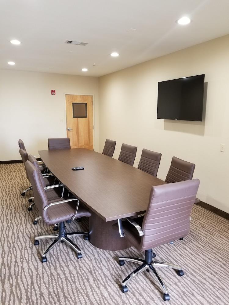 Отель Sonesta Essential - Baton Rouge Airport Экстерьер фото