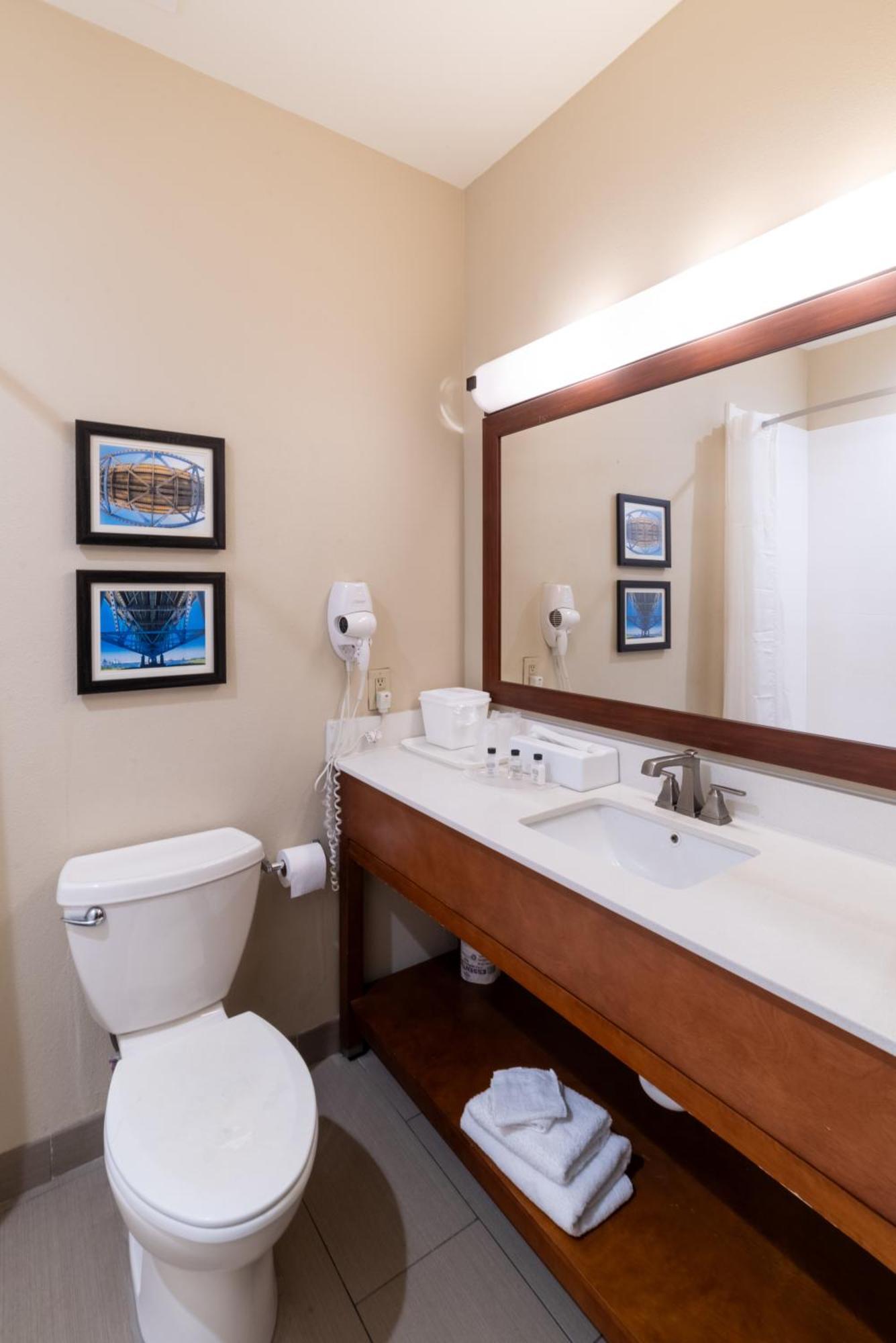 Отель Sonesta Essential - Baton Rouge Airport Экстерьер фото